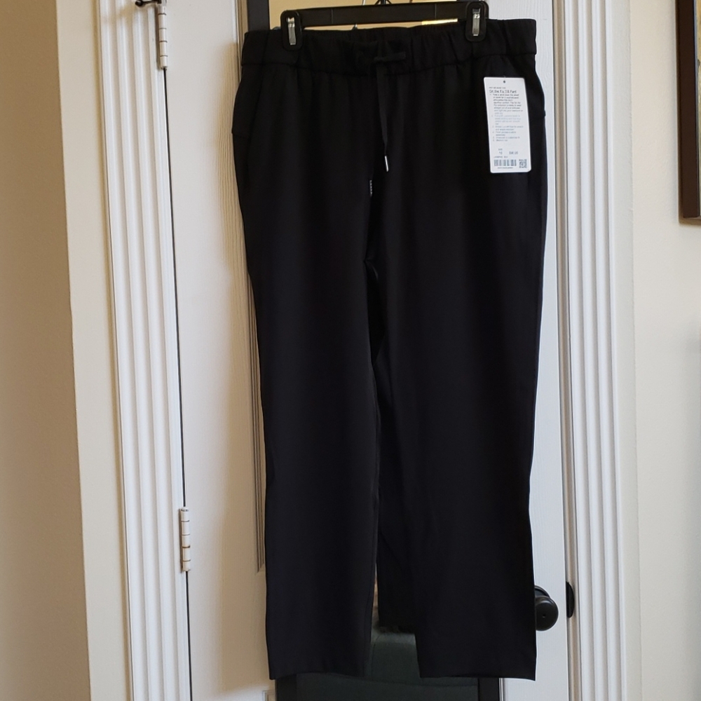 NWT Lululemon on the Fly 7/8 Pant